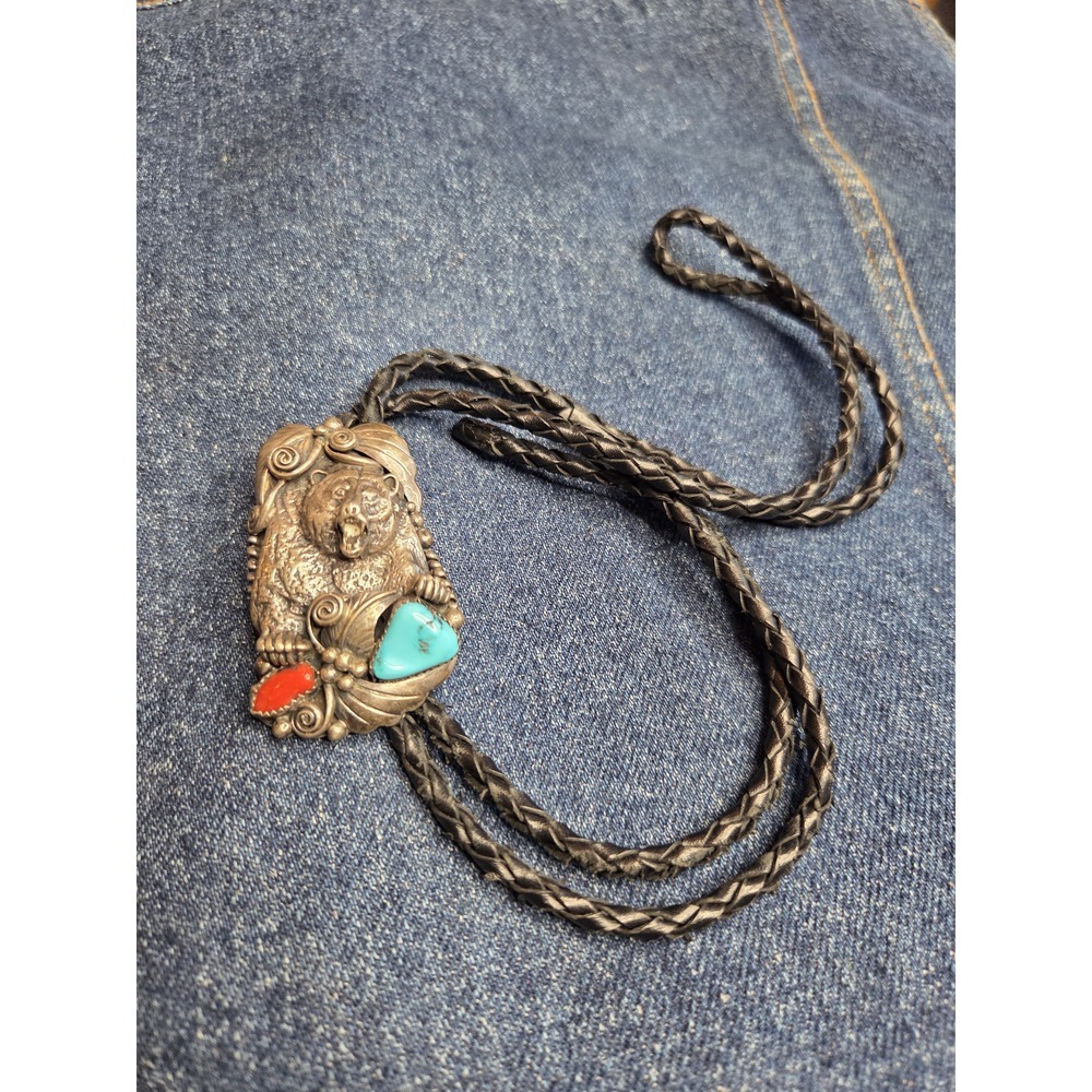 Vintage .925 Sterling Silver Navajo Bear Turquoise Coral Bolo Tie